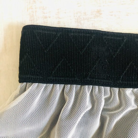 LuLaRoe Lola Skirt with Embroidered Flower - S - Picture 5 of 10